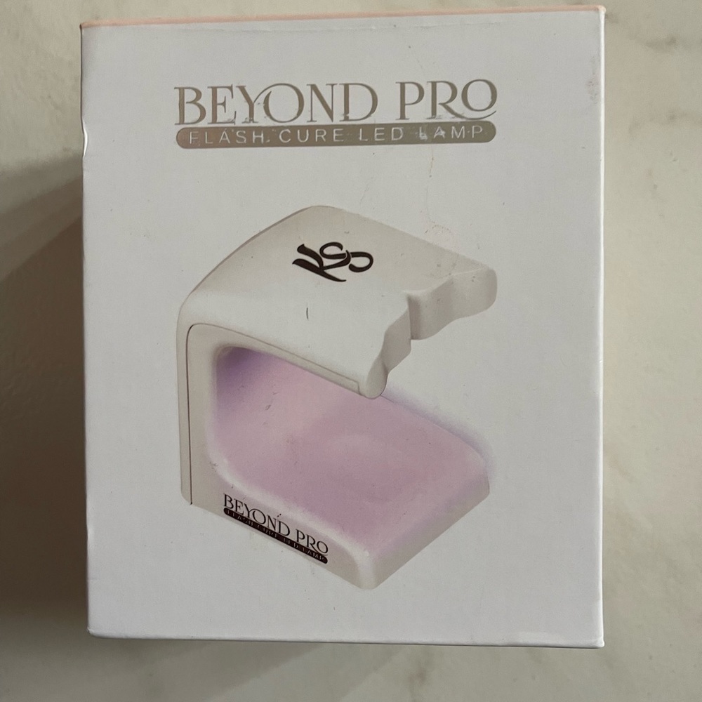 Kiara Sky Beyond Pro Curing Lamp
